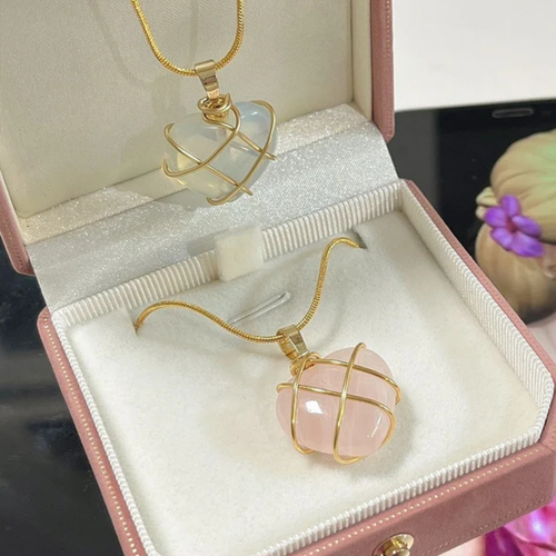 Diamantschloss Herz-Halskette  (Rosa)